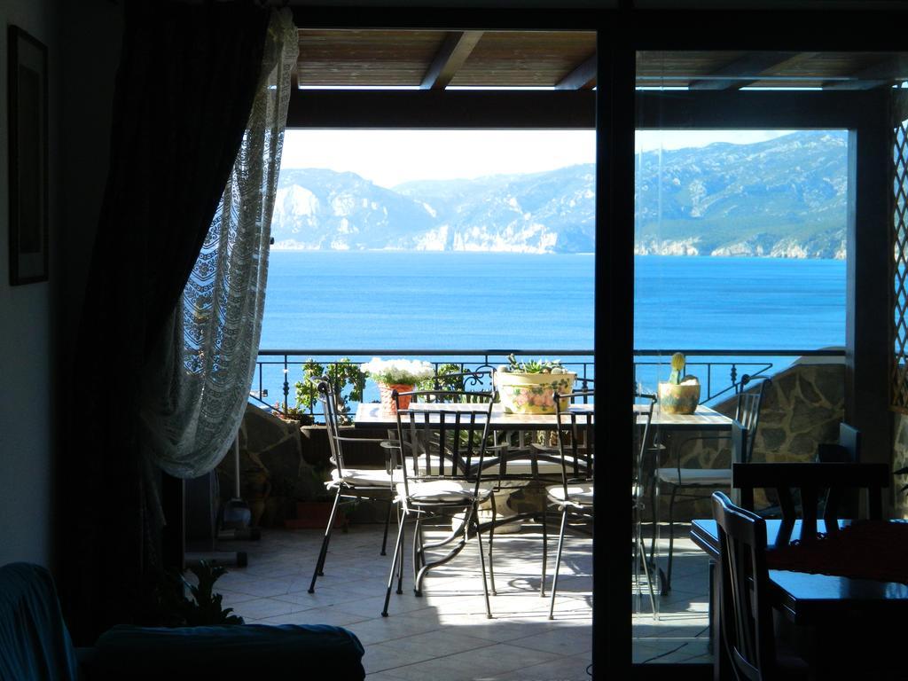 Appartamento Picasso Cala Gonone Ngoại thất bức ảnh